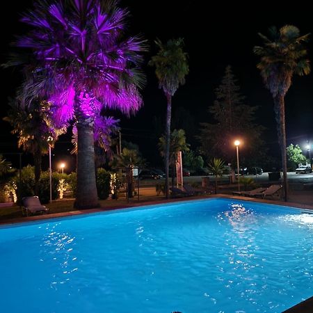 Hotel Parku I Palmave Гирокастра Экстерьер фото