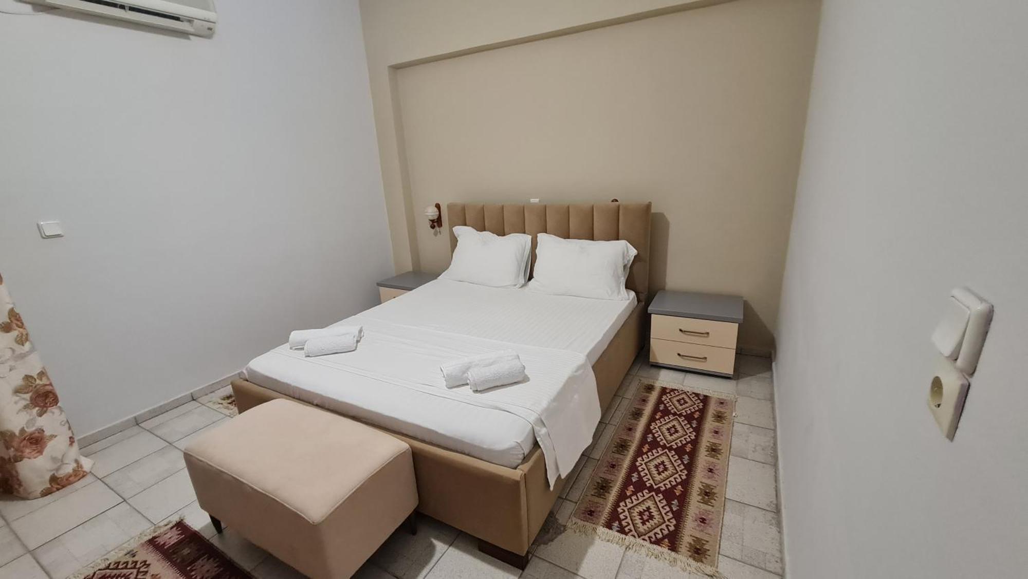 Hotel Parku I Palmave Гирокастра Экстерьер фото