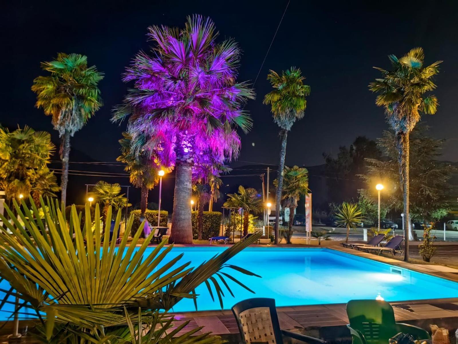 Hotel Parku I Palmave Гирокастра Экстерьер фото