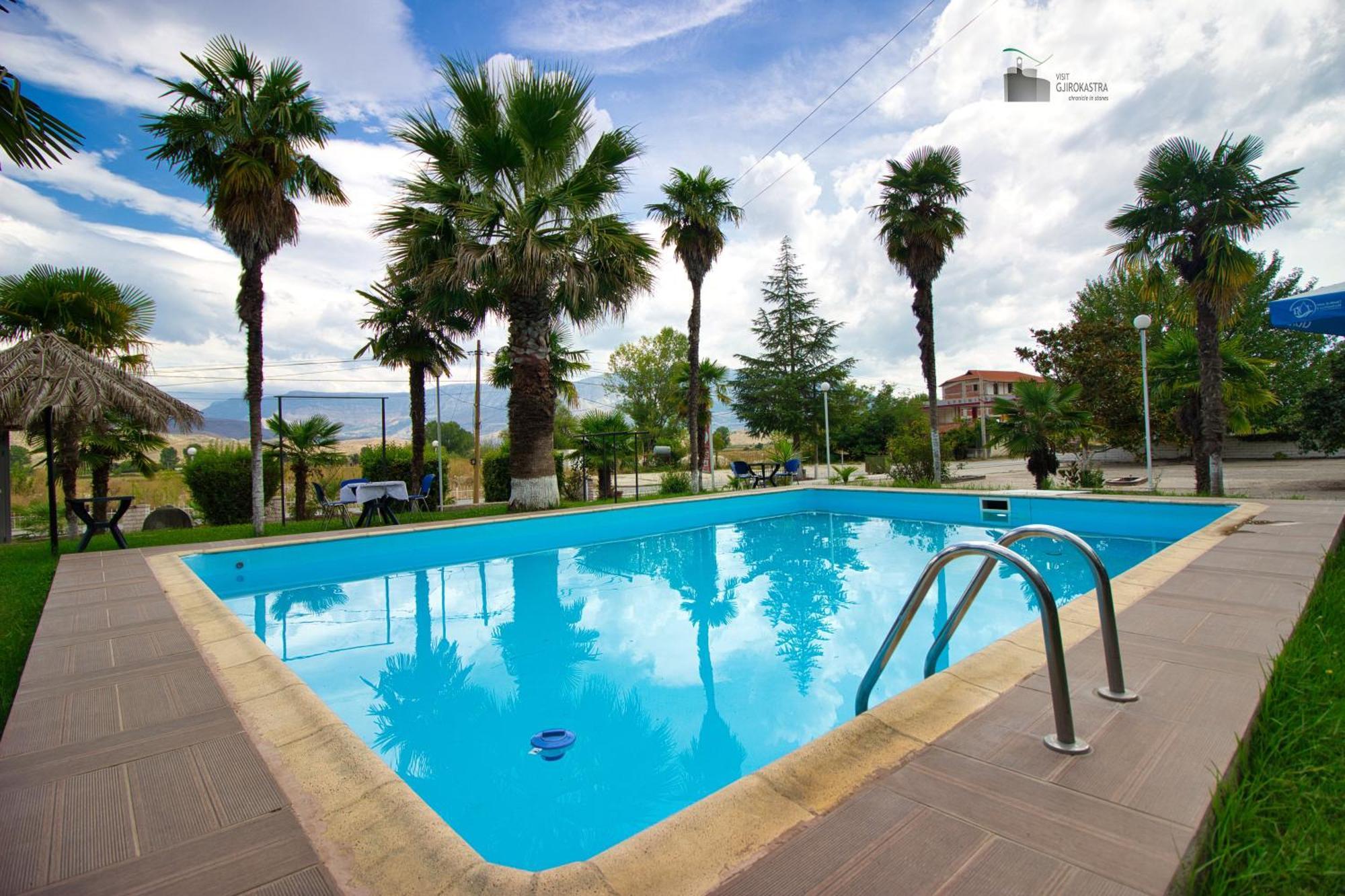 Hotel Parku I Palmave Гирокастра Экстерьер фото